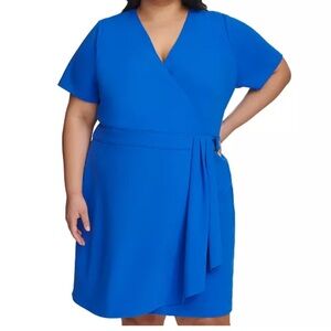 DKNY Plus Size V-Neck Short-Sleeve Scuba-Crepe A-Line Dress